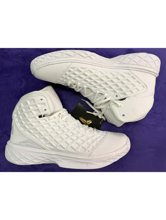 Nike Kobe 3 Protro Basketball Shoes Halo Triple White HM4351-100 Men\'s NWHB SZ11